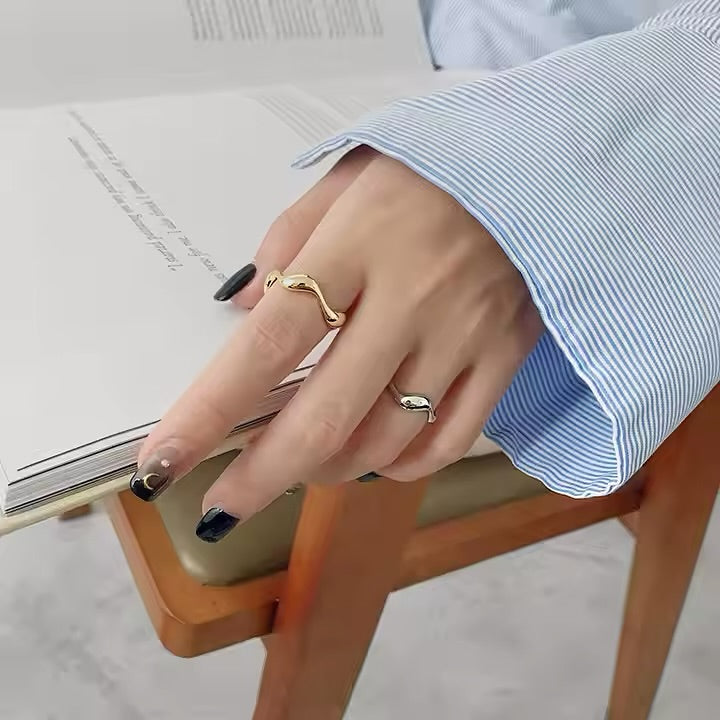 Adjustable Wave Ring