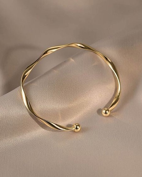 Twisted Bracelet