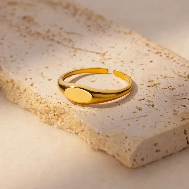 Oval Glow Ring