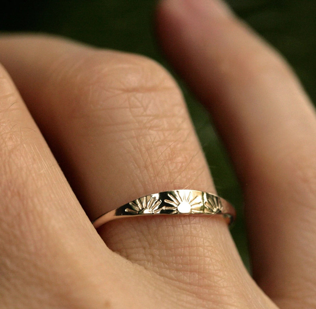 Sunshine Ring – Minimal Stainless Steel Sun Motif Ring