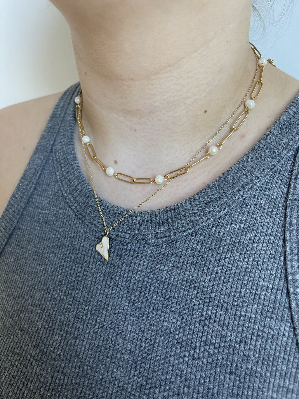 Pearly Chain Necklace