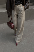 Taupe - Street Style